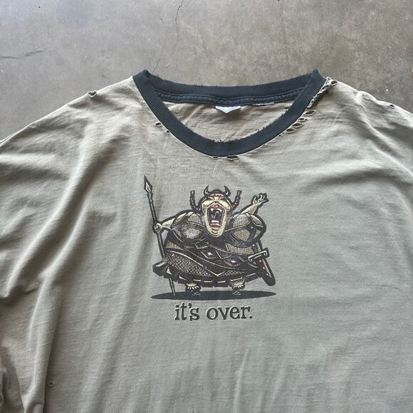 VTG No Boundaries Viking It's Over Graphic Tee Beige Distressed T-Shirt No Size - Picture 2 of 10
